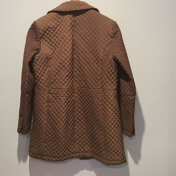 Womans - Picture 2 of 2